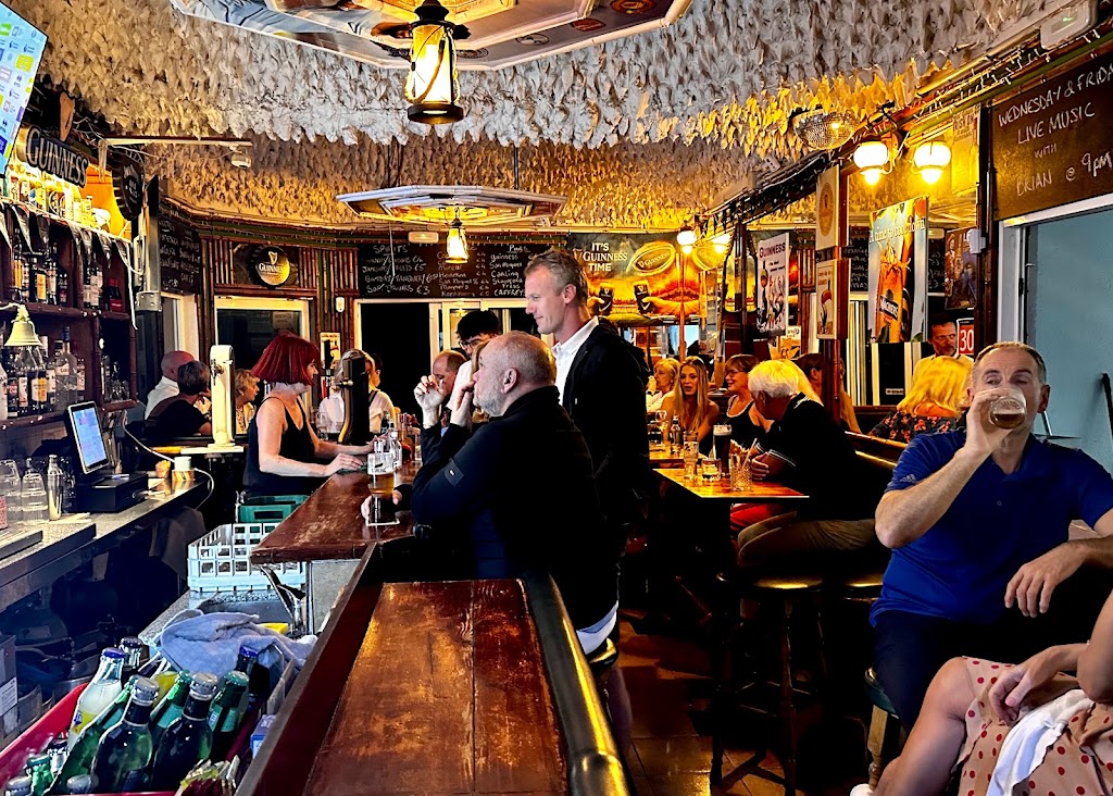 Paddy's Beach Bar — Ambiente