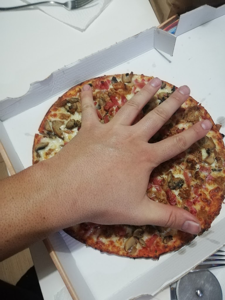 Pizzeria Maria Dino — Pizza