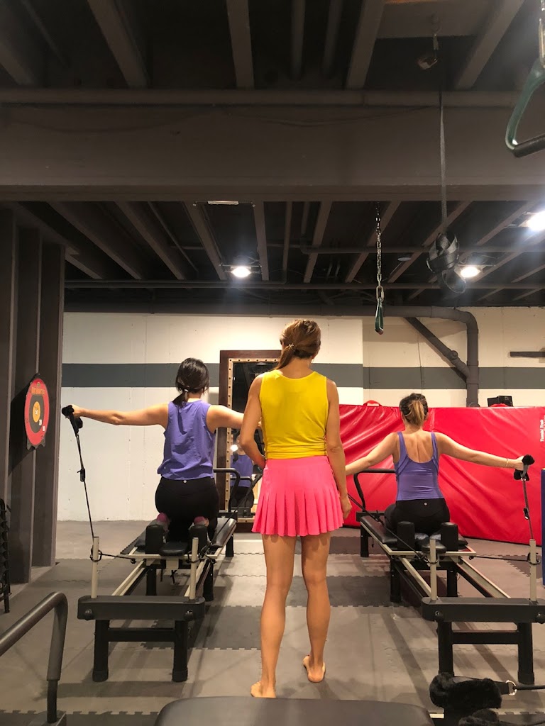  Pilates Reformer - Youngercise