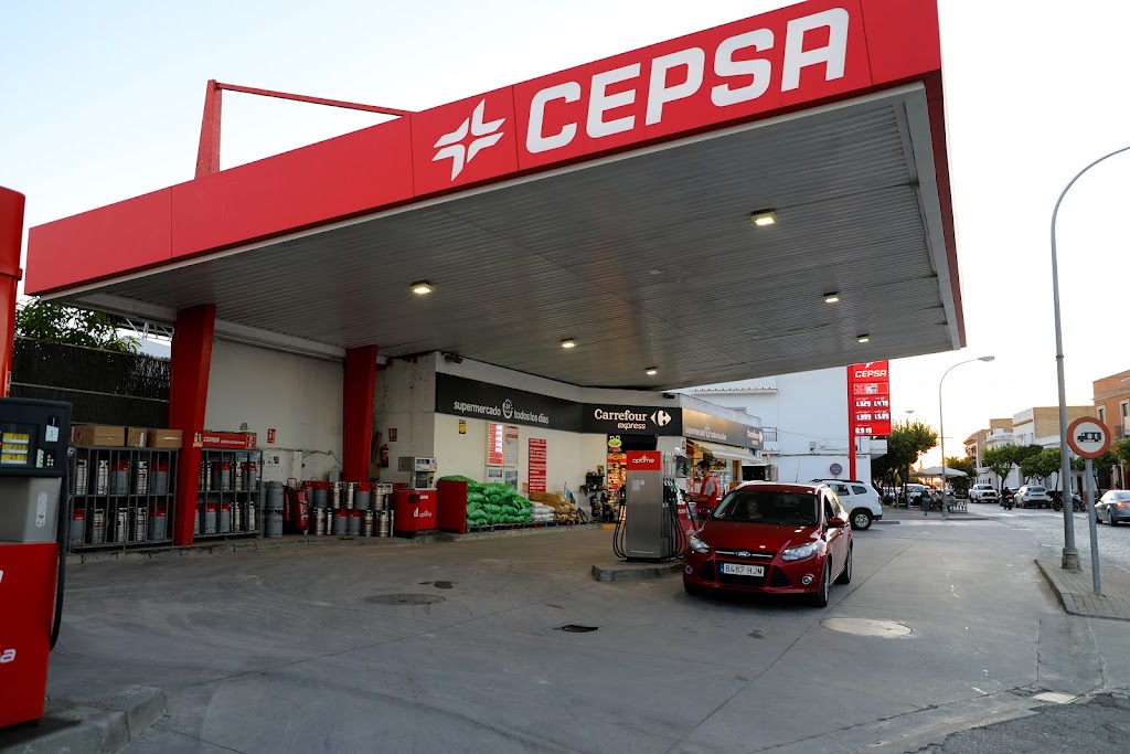 Estacion de servicio Cepsa — Exterior