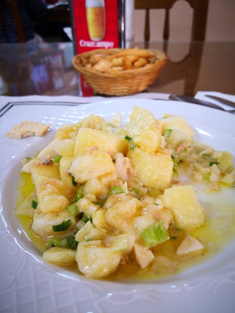 Bar El Poligono — Comida y bebida
