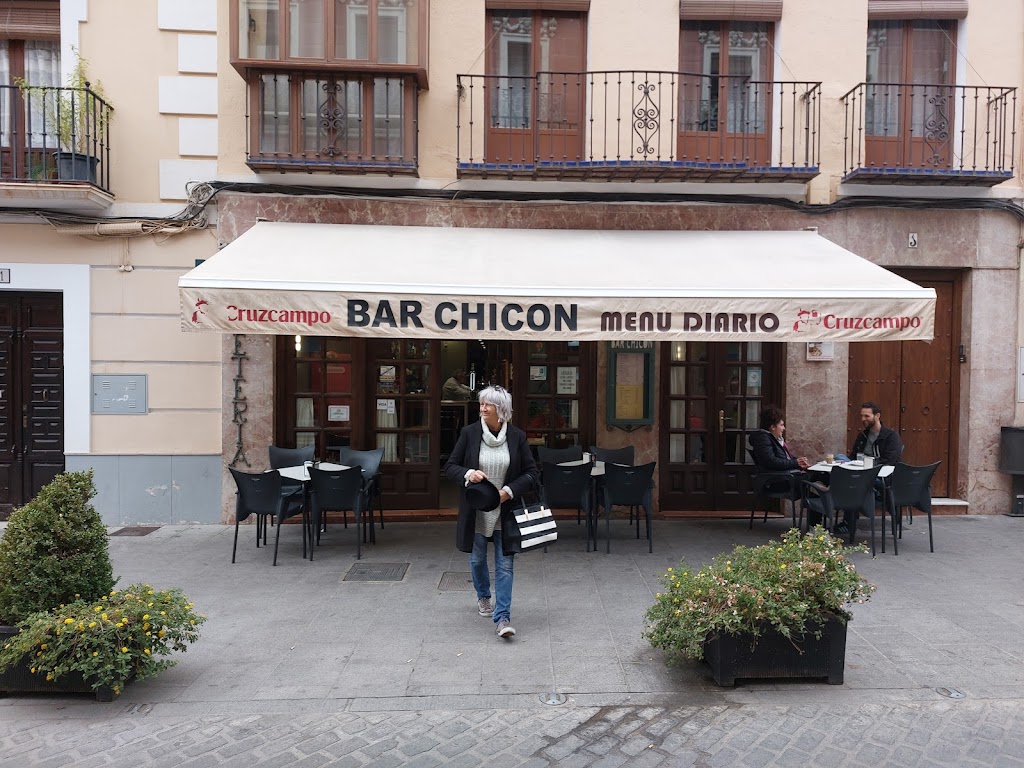 Cafeteria Bar Chicon