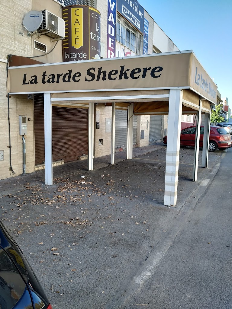 Cafeteria la tarde shekere