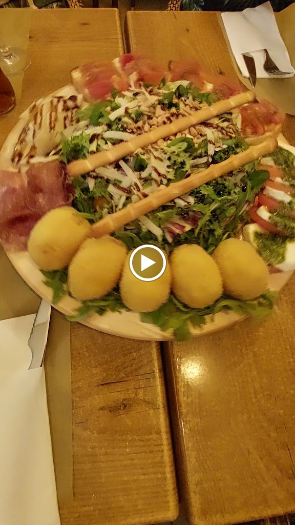 Restaurante Leonardo Sul Mare — Videos