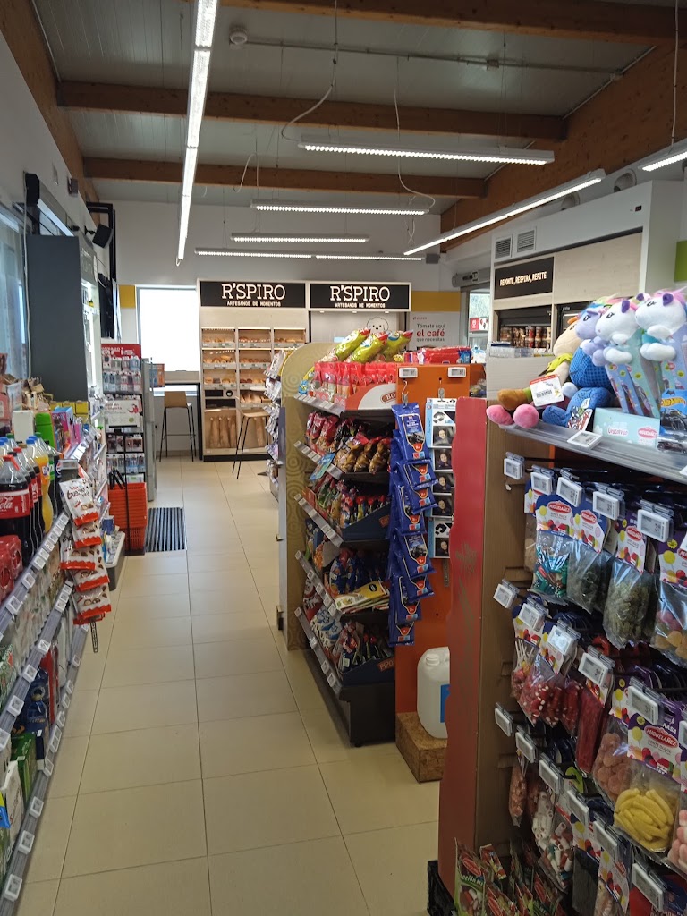 Gasolinera Cepsa — Interior