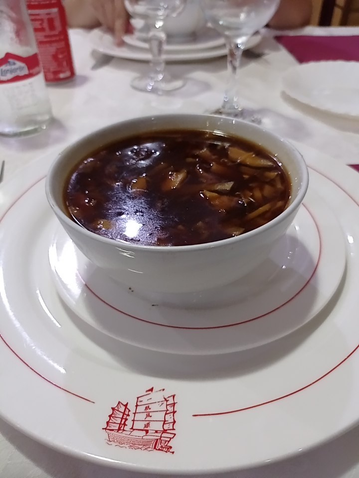 Triunfo feliz(chino feliz) — Sopa