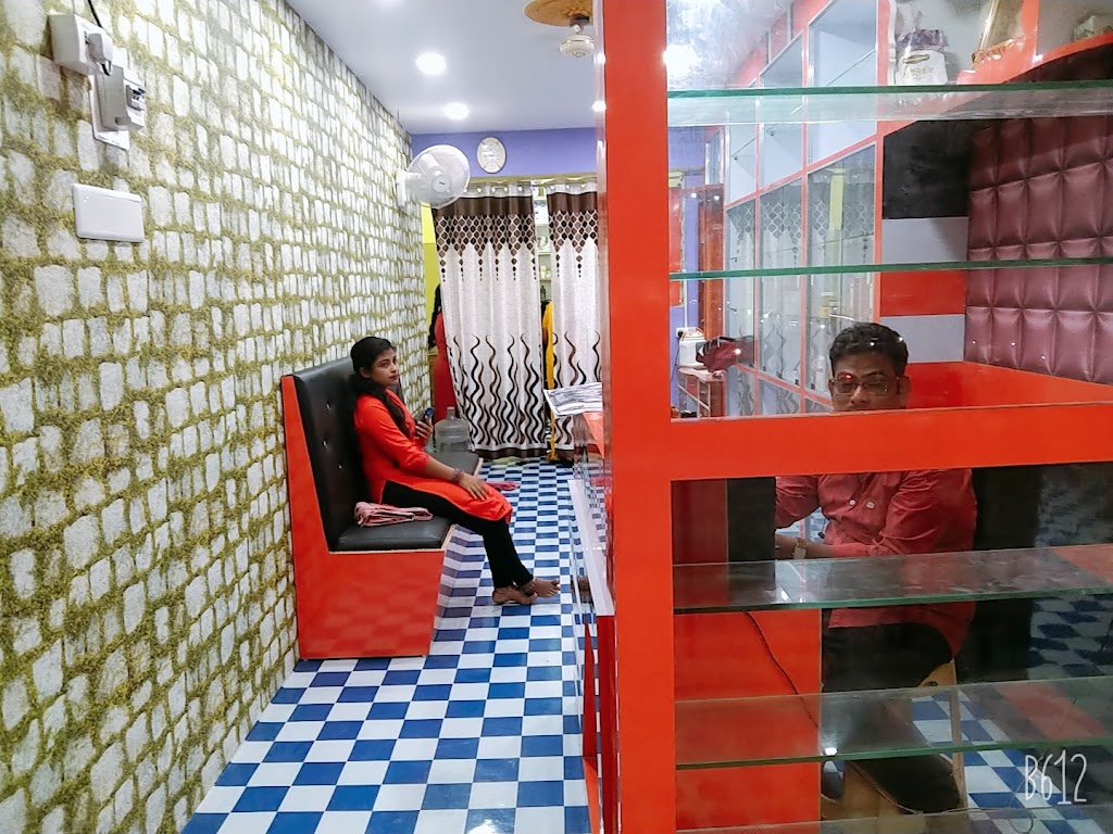 Saloni Beauty Parlour