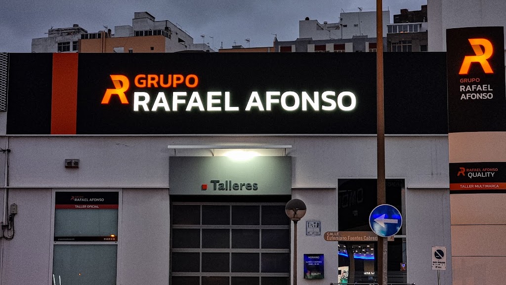 Taller Multimarca Rafael Afonso Quality — Exterior