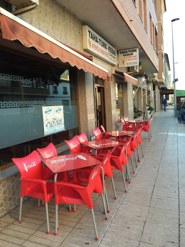 Restaurante Taha Turk kebab — Ambiente