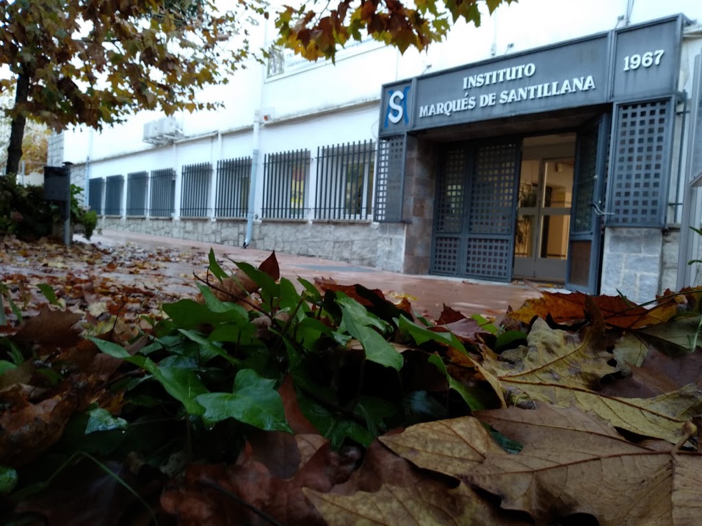 I.E.S. Marques de Santillana — Del propietario