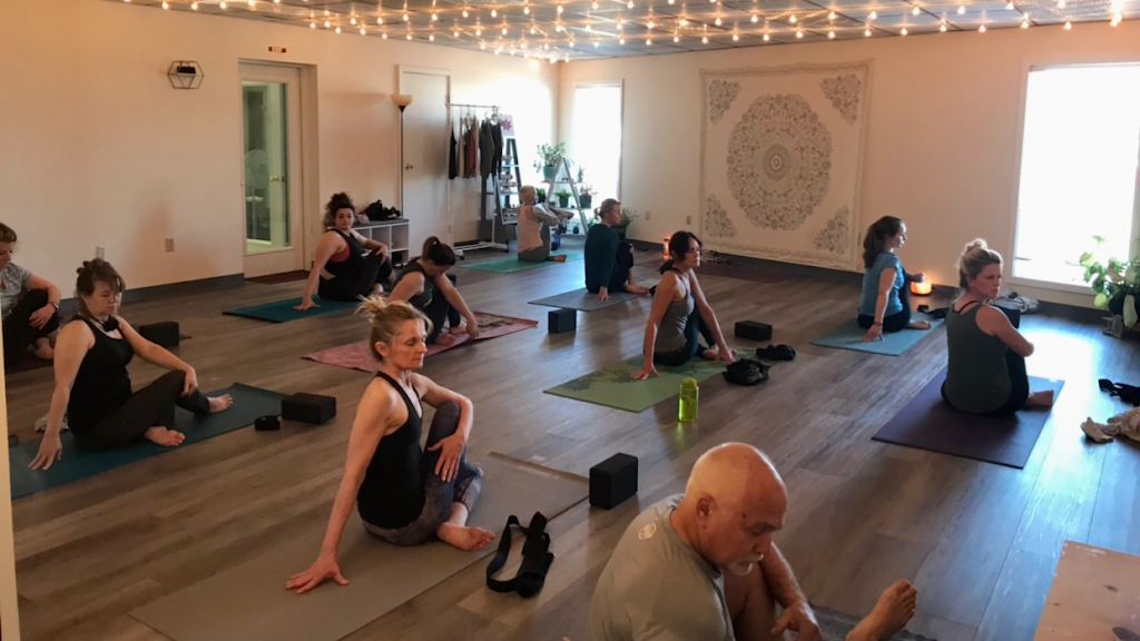  Shakti Yoga & Pilates
