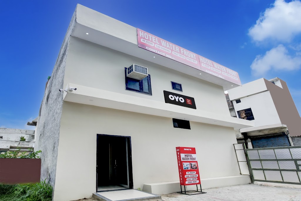 Oyo Hotel Water Front