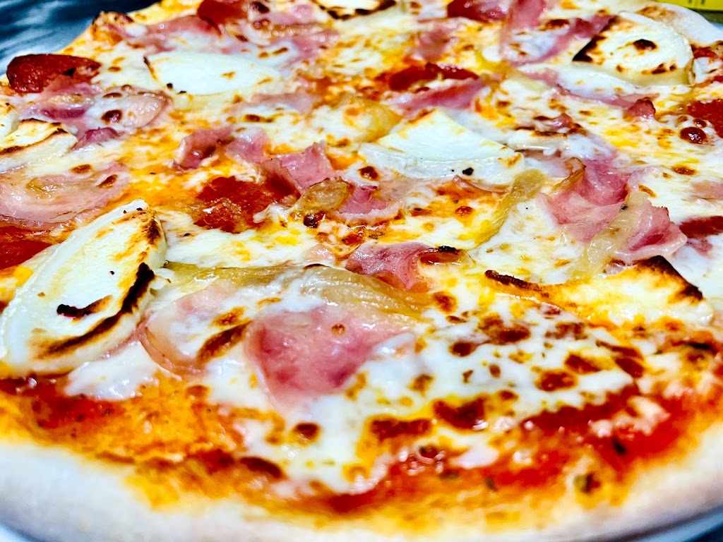 Marques Gastro Bar — Pizza