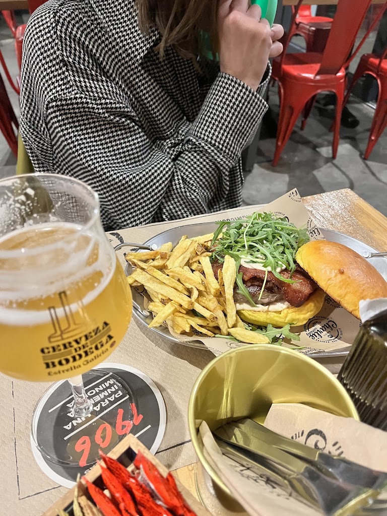 Charlie Comedy Burger Factory — Mas recientes