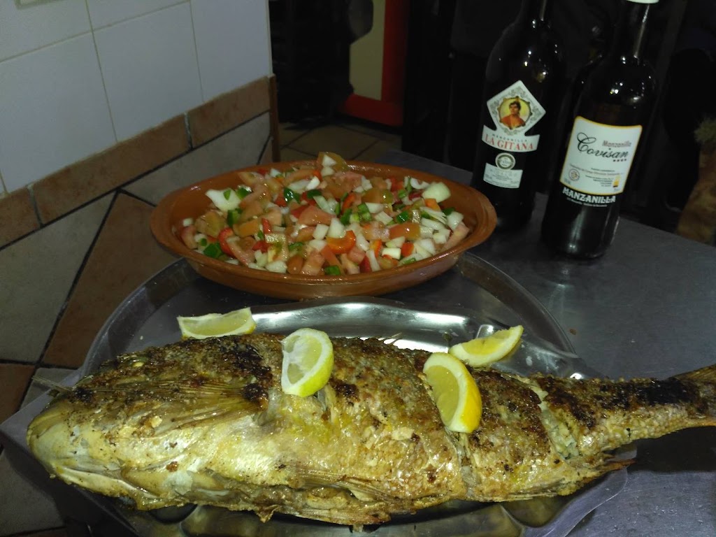 Bar Rubio Marcario — Comida y bebida