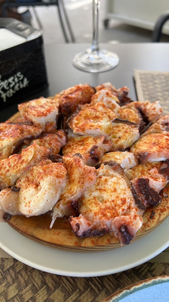 A DE QUIQUE — Comida y bebida