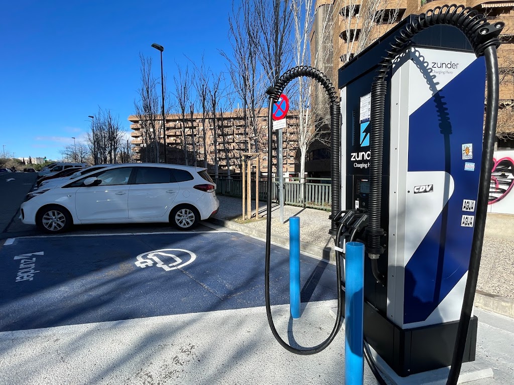 Zunder Charging Station