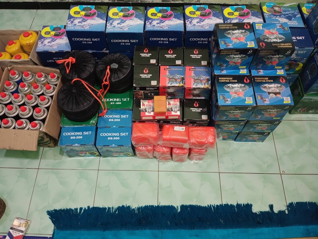 Males_summit Outdoor