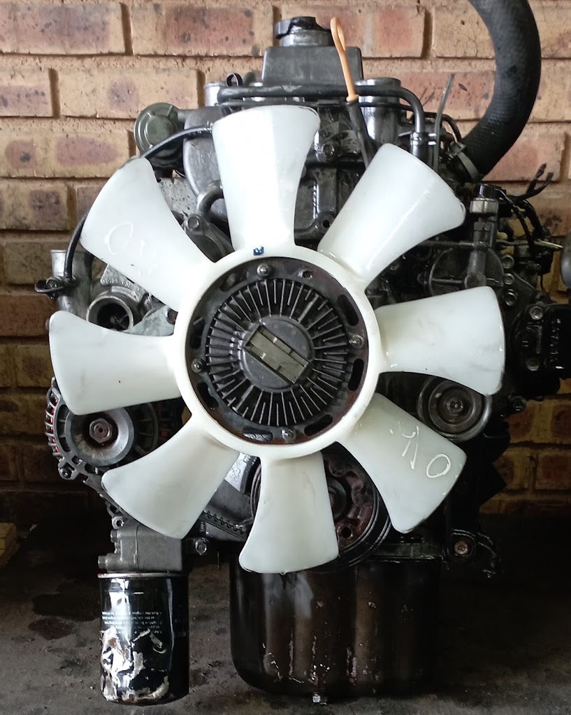 Tonmax Engines background