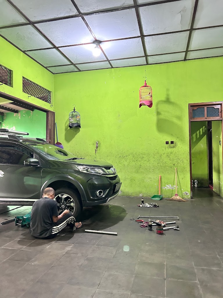 Bengkel Kaki Kaki Mobil "Mitra Sejati"