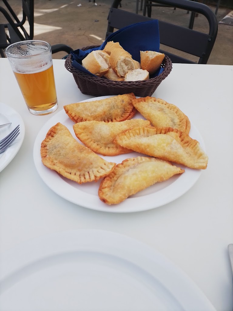Bar rancho grande — Comida y bebida