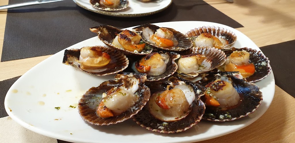 Restaurante D'buena boca — Comida y bebida