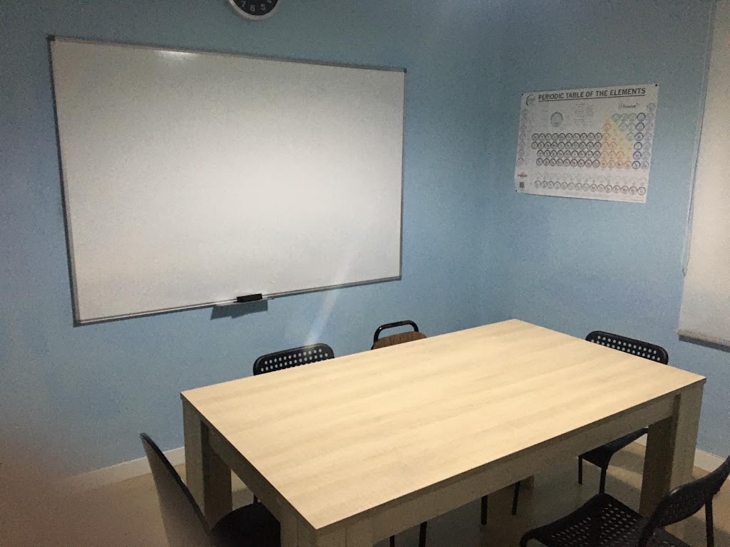 Centro de Estudios Aran10 — Del propietario