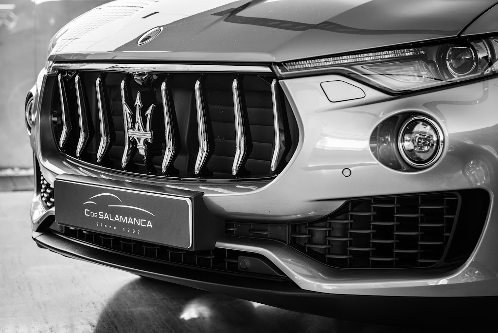 Centro Avanzado de Carroceria y Pintura * Advanced Body Shop C. de Salamanca (Marbella) — Del propietario