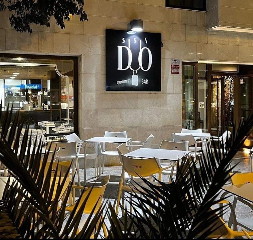DUO BAR TAPAS & RESTAURANTE — Ambiente