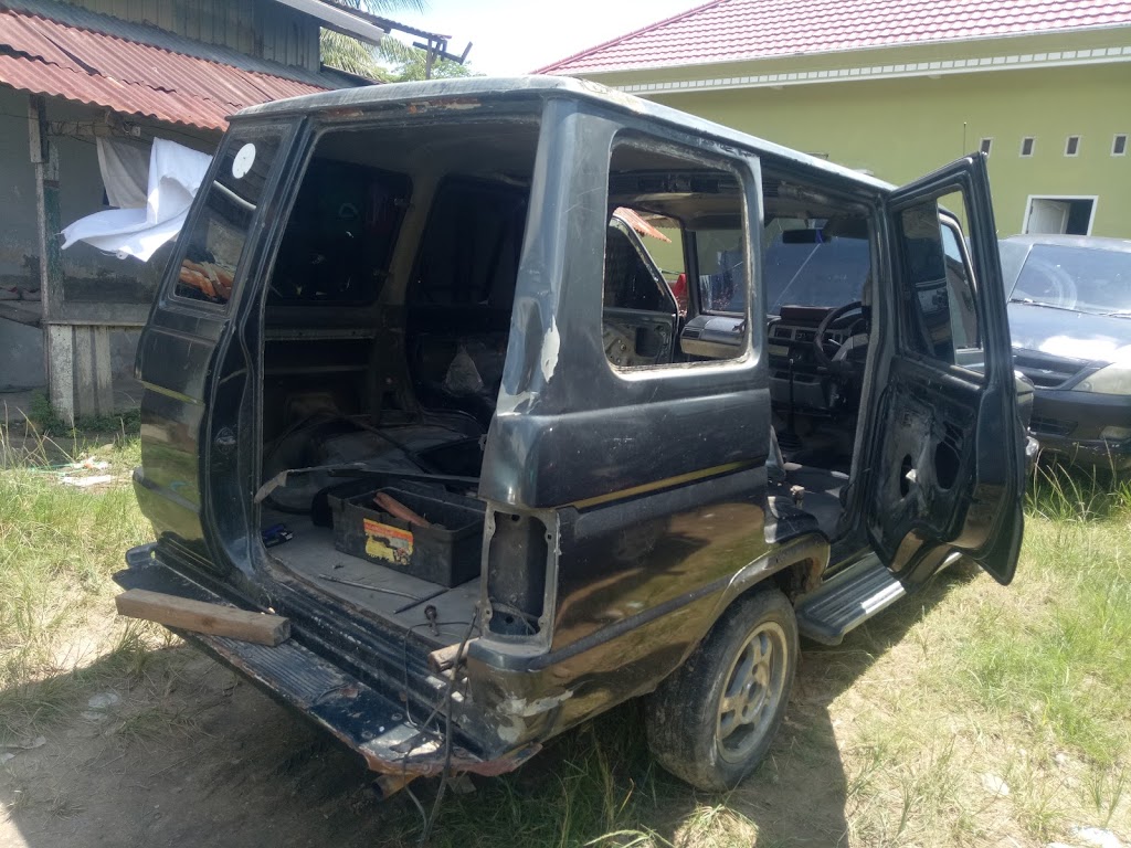 BENGKEL MOBIL BERGERAK BERSAUDARA