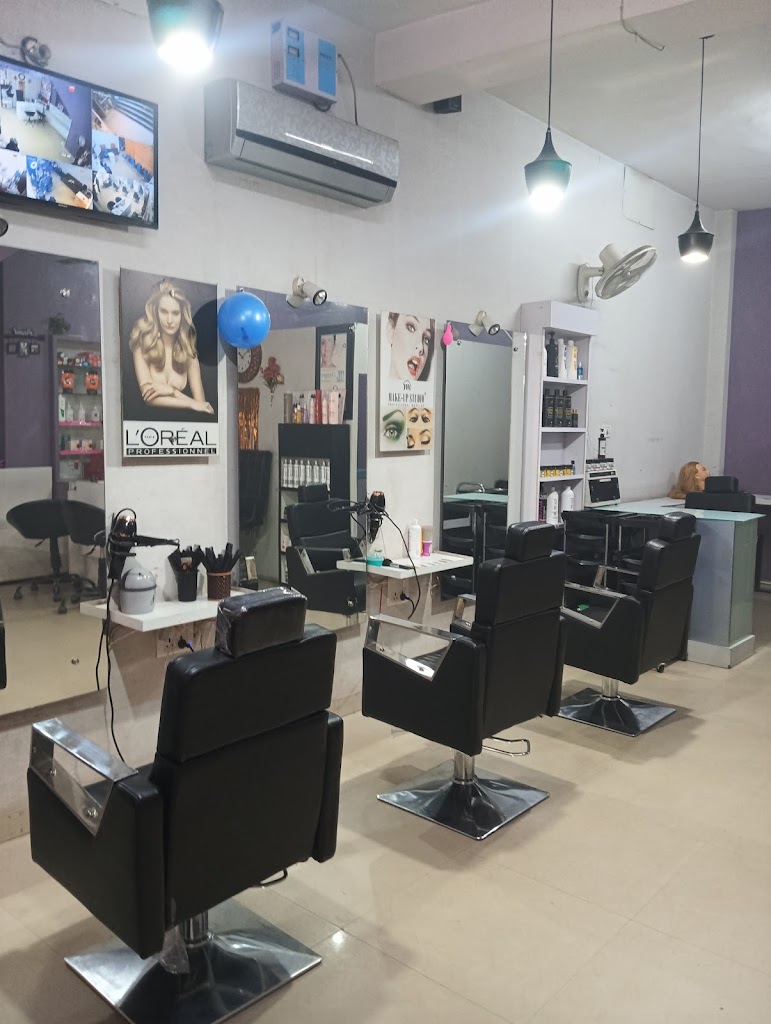 Colour Sense Unisex Salon Academy