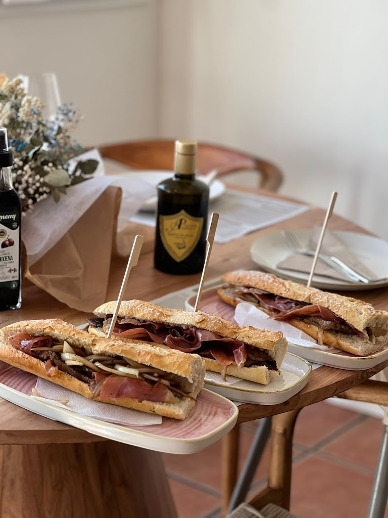 Barlovento Tapas - Bar — Comida y bebida