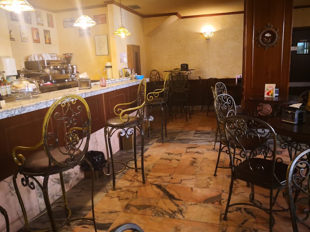 Pastelerias La Casita de Chocolate — Ambiente
