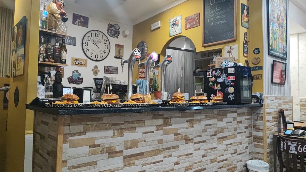 LAPAU BURGER - TEX MEX — Ambiente