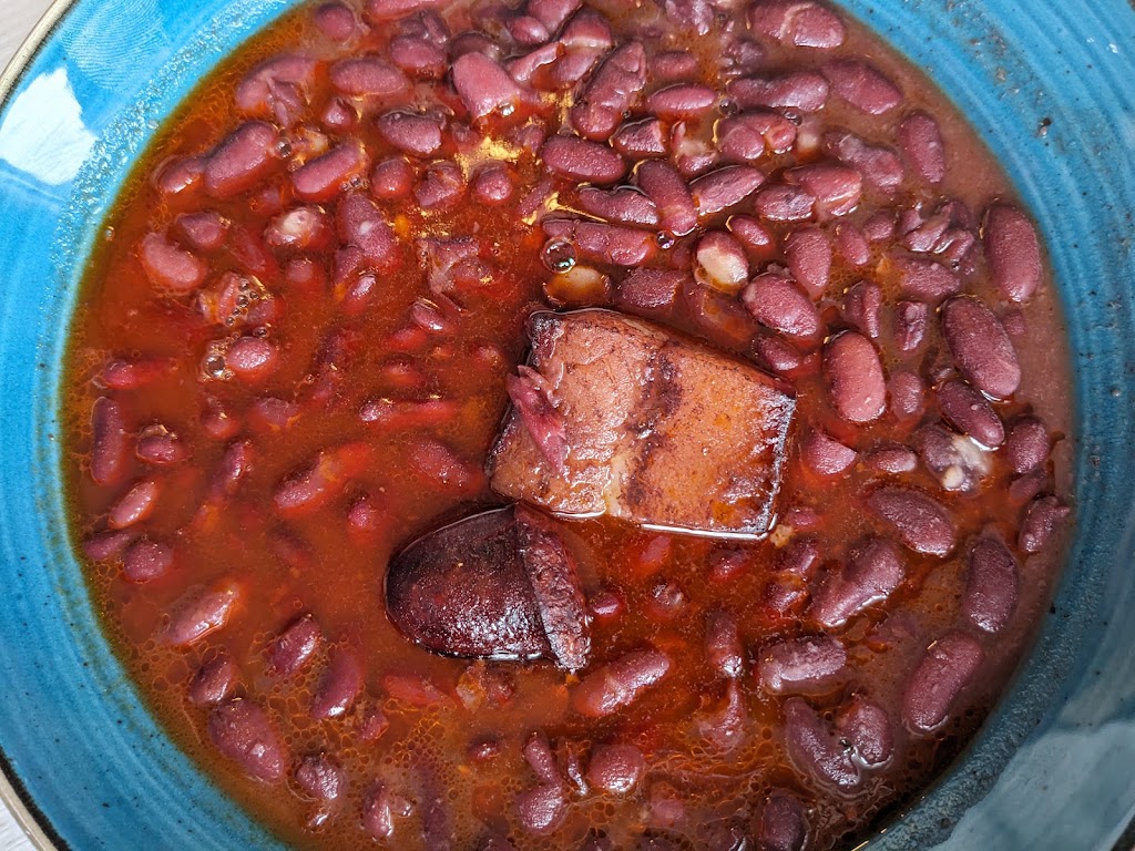 Asador Ainhoa — Comida y bebida