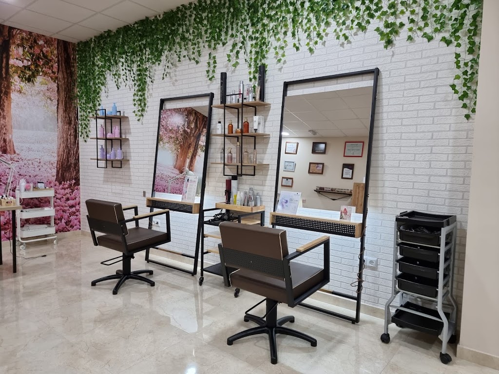 Ana Torres Beauty Salon — Interior