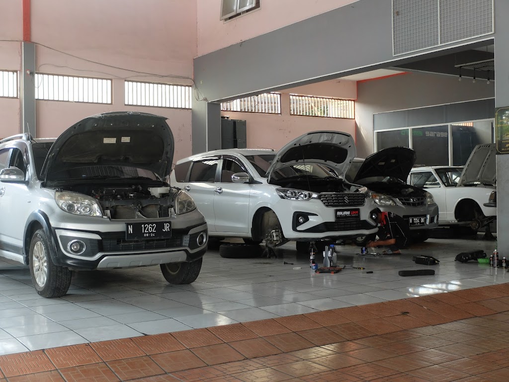 Bengkel Mobil Rinjani UMM