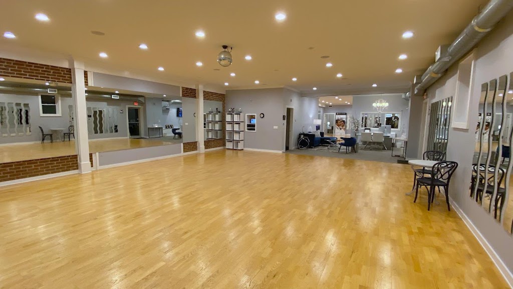  Fred Astaire Dance Studios