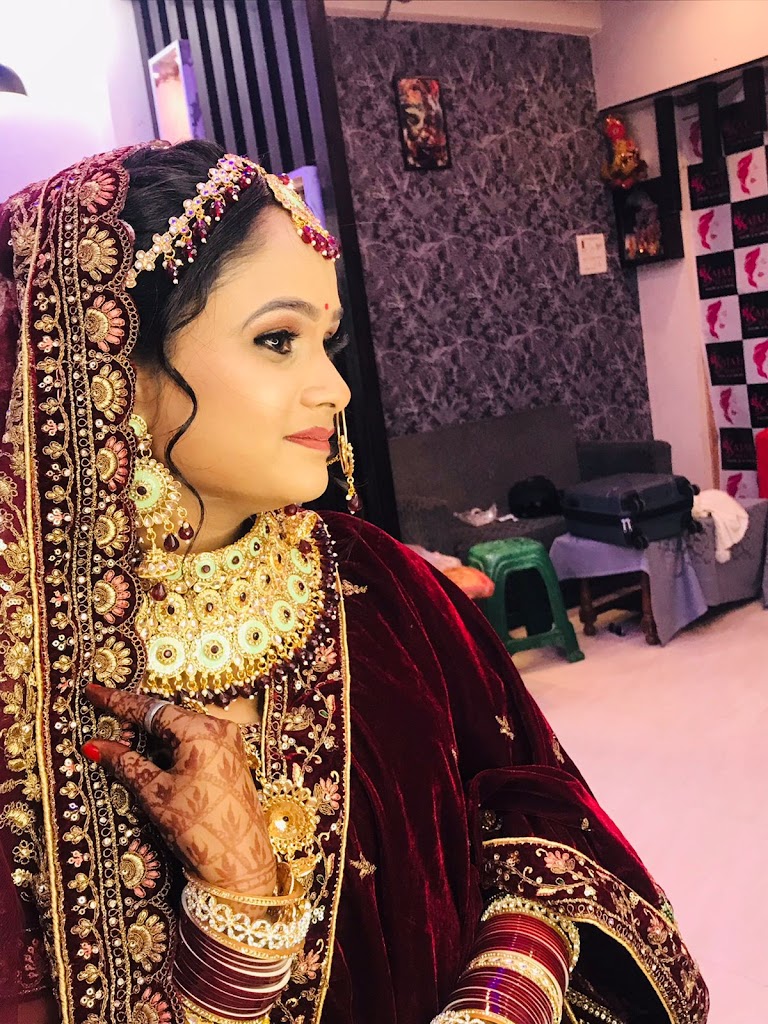 Kajal Beauty Salon Academy Best Beauty Parlour In Sultanpur