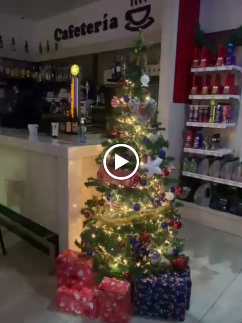 Q8 Gasolinera La Lloreda — Videos