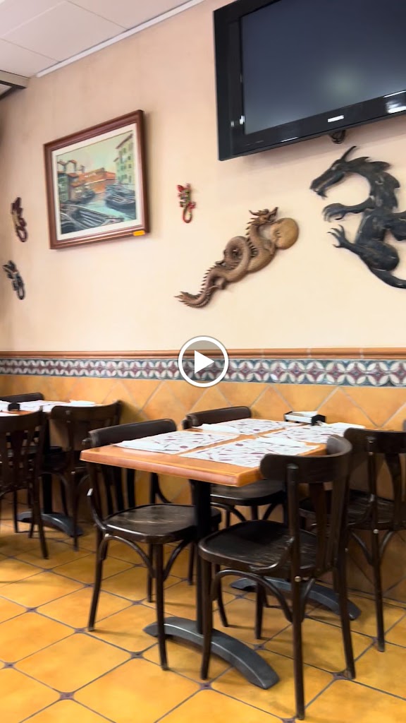 Restaurante Bar Dragon — Videos