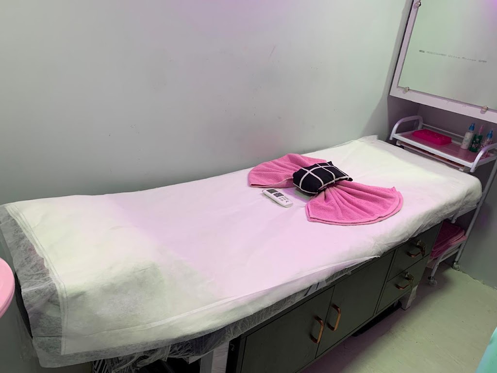 Glamour Glow Unisex Salon