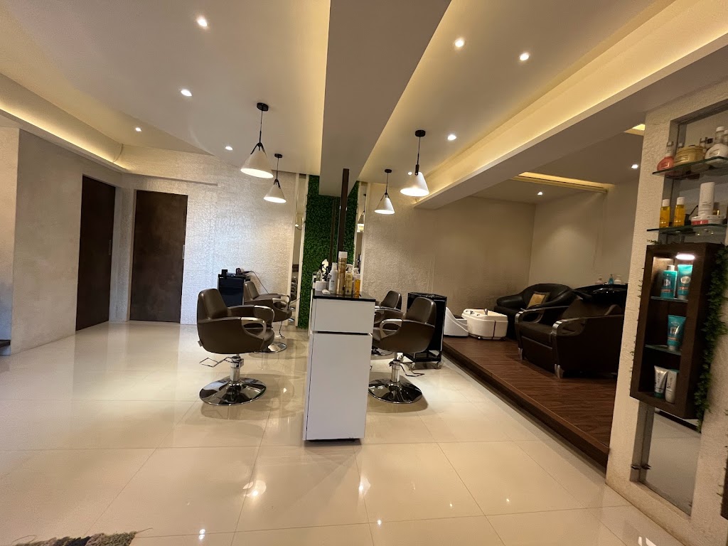 Blossom Unisex Salon