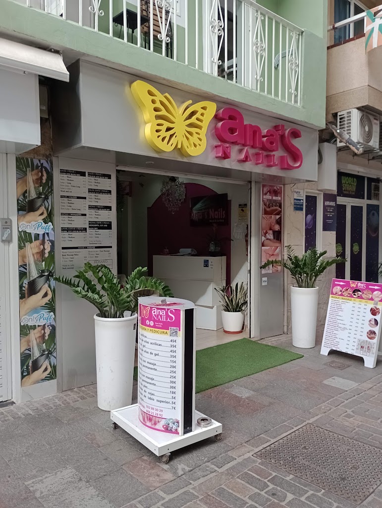Anas Nails Tenerife — Exterior