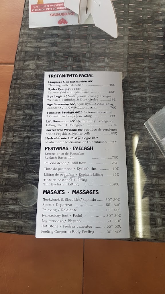Amazing Hairdressers & Body Centre — Carta