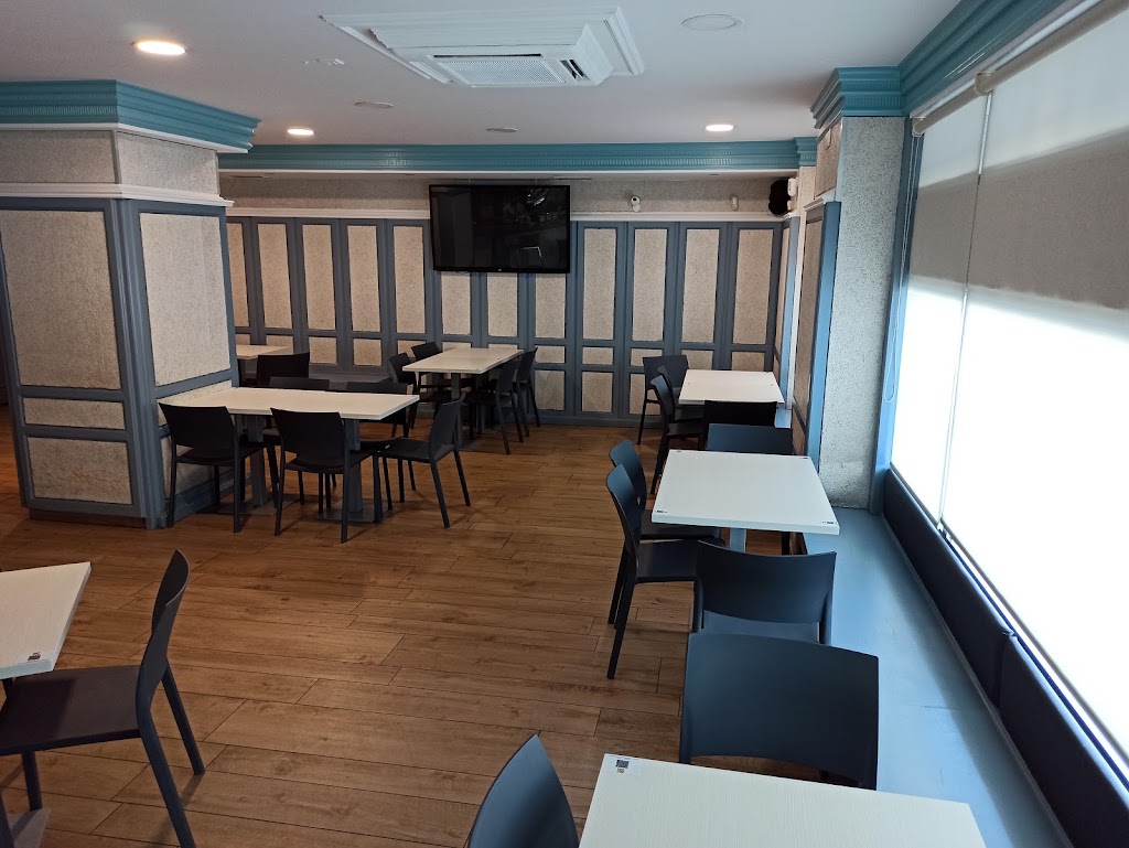Bar de Tapas Manaos — Ambiente