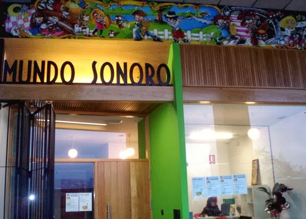 Mundo Sonoro, escola de musica