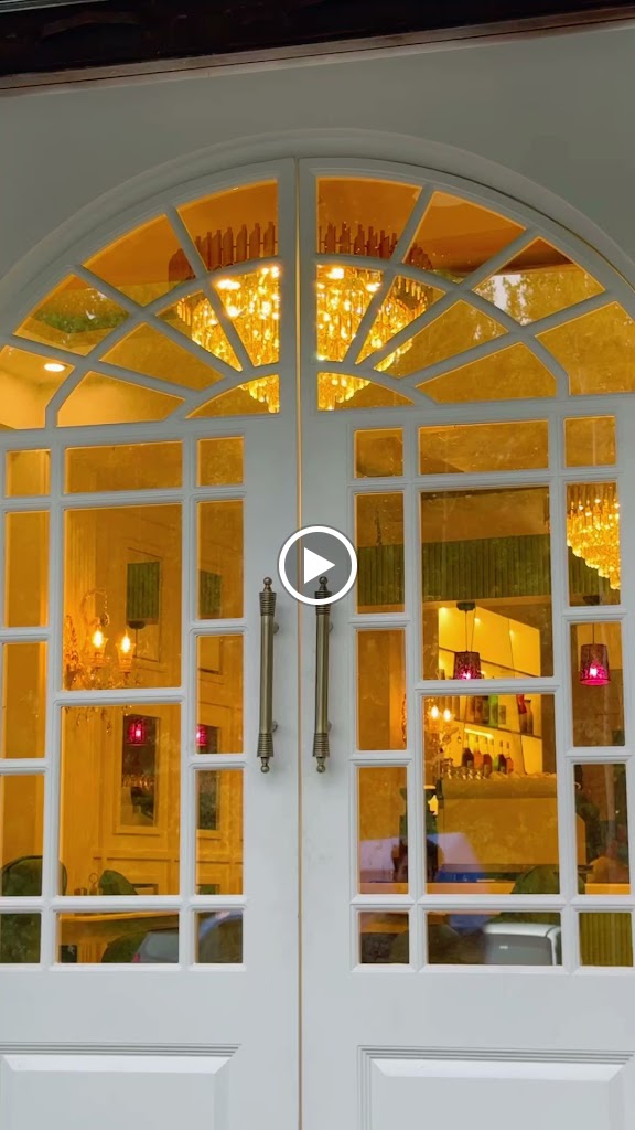 Alburuj Restaurant
