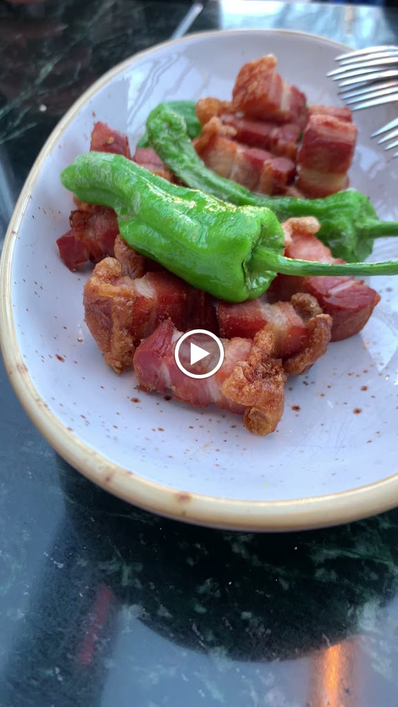 Restaurante Puerta de Boadilla. — Videos