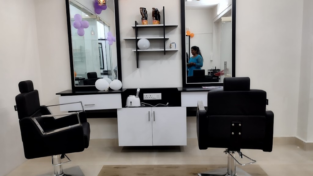 Adora Unisex Beauty Parlour